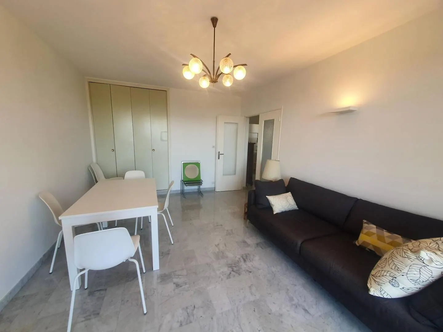 Appartement 2 Chambres Avec Grand Balcon A Deux Pas Du Port De Sanary Et De La Plage Six-Fours-les-Plages 0*,  France