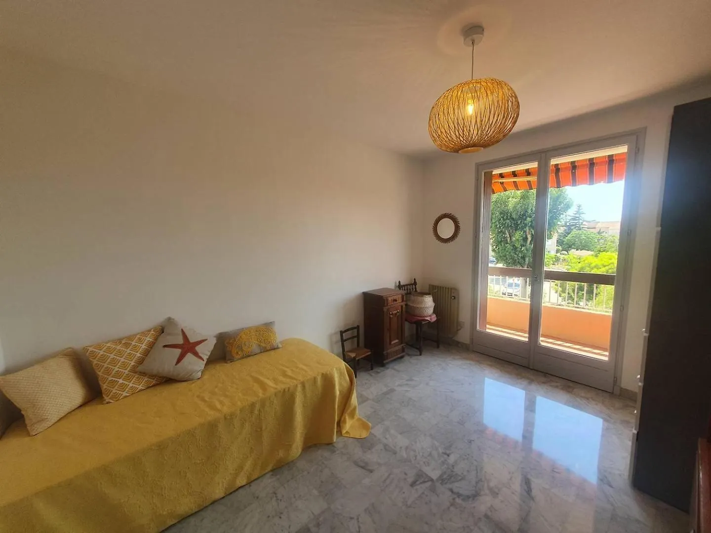 Apartment Appartement 2 Chambres Avec Grand Balcon A Deux Pas Du Port De Sanary Et De La Plage Six-Fours-les-Plages France